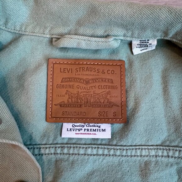 Levi's Premium Trucker Jacket Green Garment Dye Sz Small - Picture 3 of 4